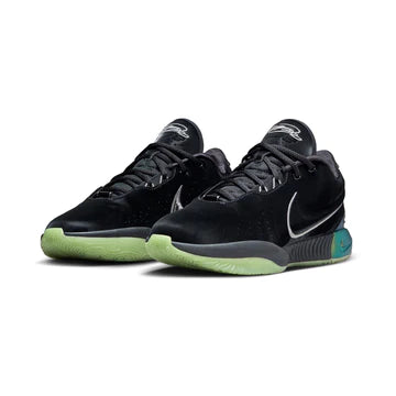 How to Clean Your Lebron Basketball Shoe, Step by Step?