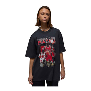 Jordan Women's Oversized Short-Sleeve Graphic T-Shirt