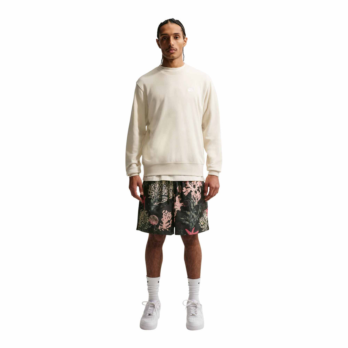Nike Club Men's Flow Shorts -