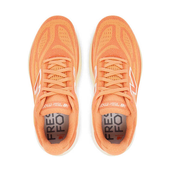 Shop NEW BALANCE Fresh Foam More V6  display picture 2