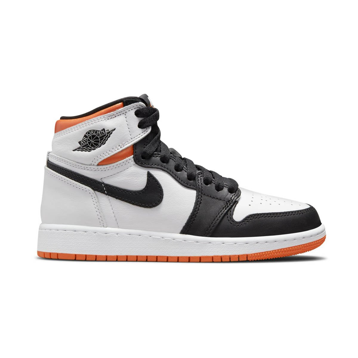 Air Jordan 1 Retro High OG Boys' Shoe -