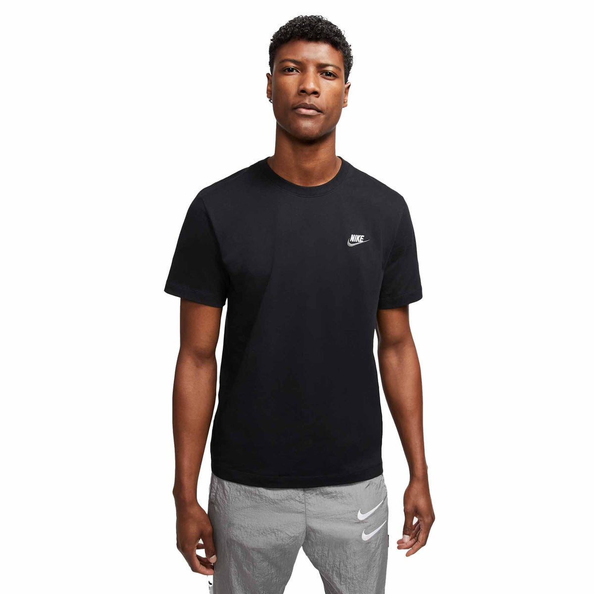 Nike Sportswear Club -