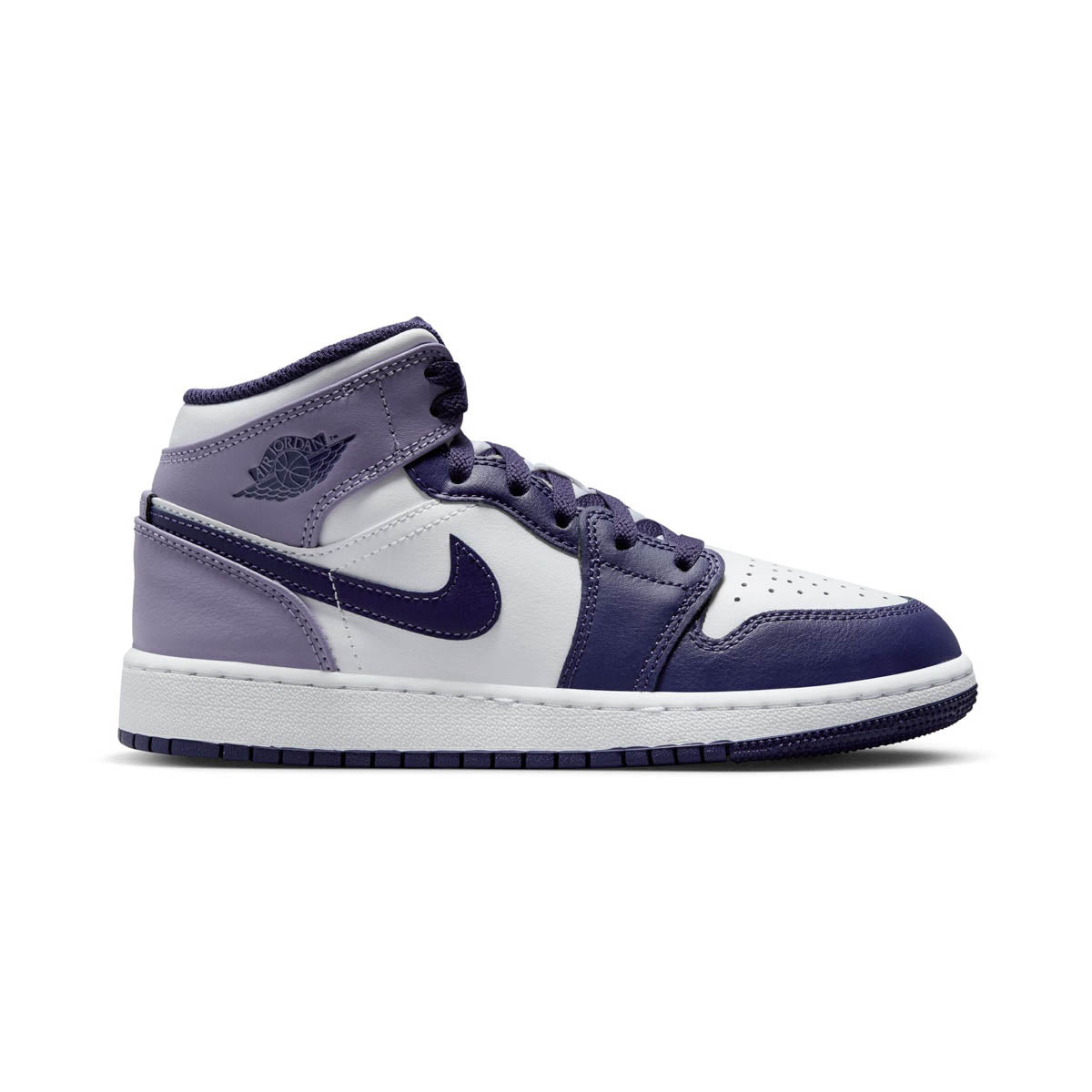 Air Jordan 1 Mid Big Kids' Shoes -