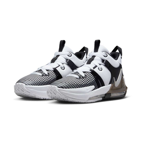 white nike youth basketball shoes