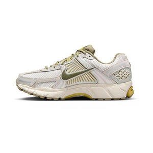 Nike Zoom Vomero 5 Men's Shoes