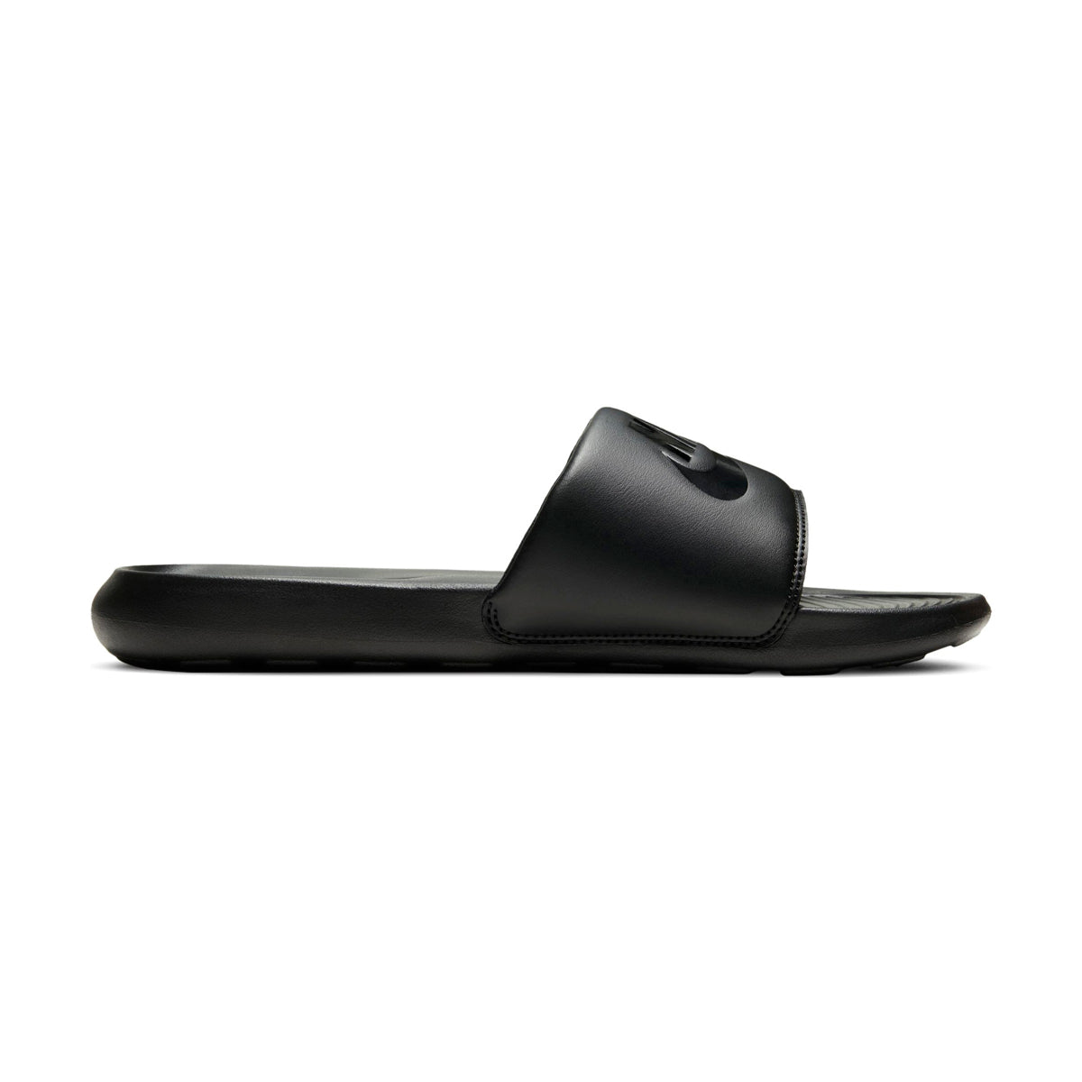 Nike Victori One -