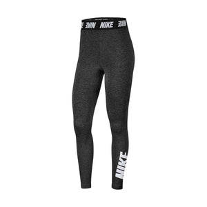 Nike Sportswear Club