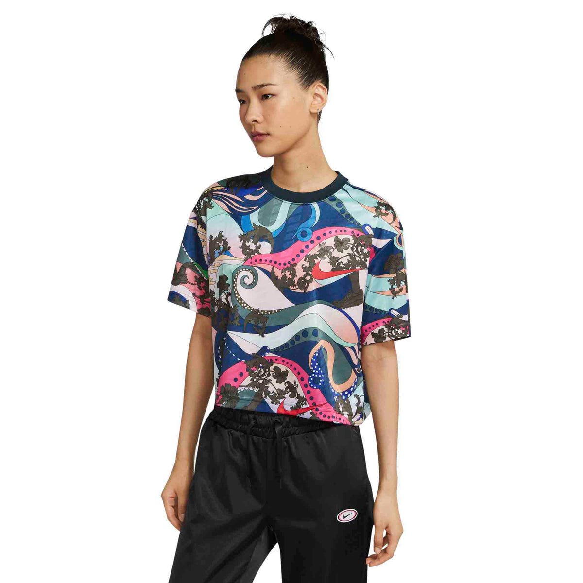 Nike Sportswear -
