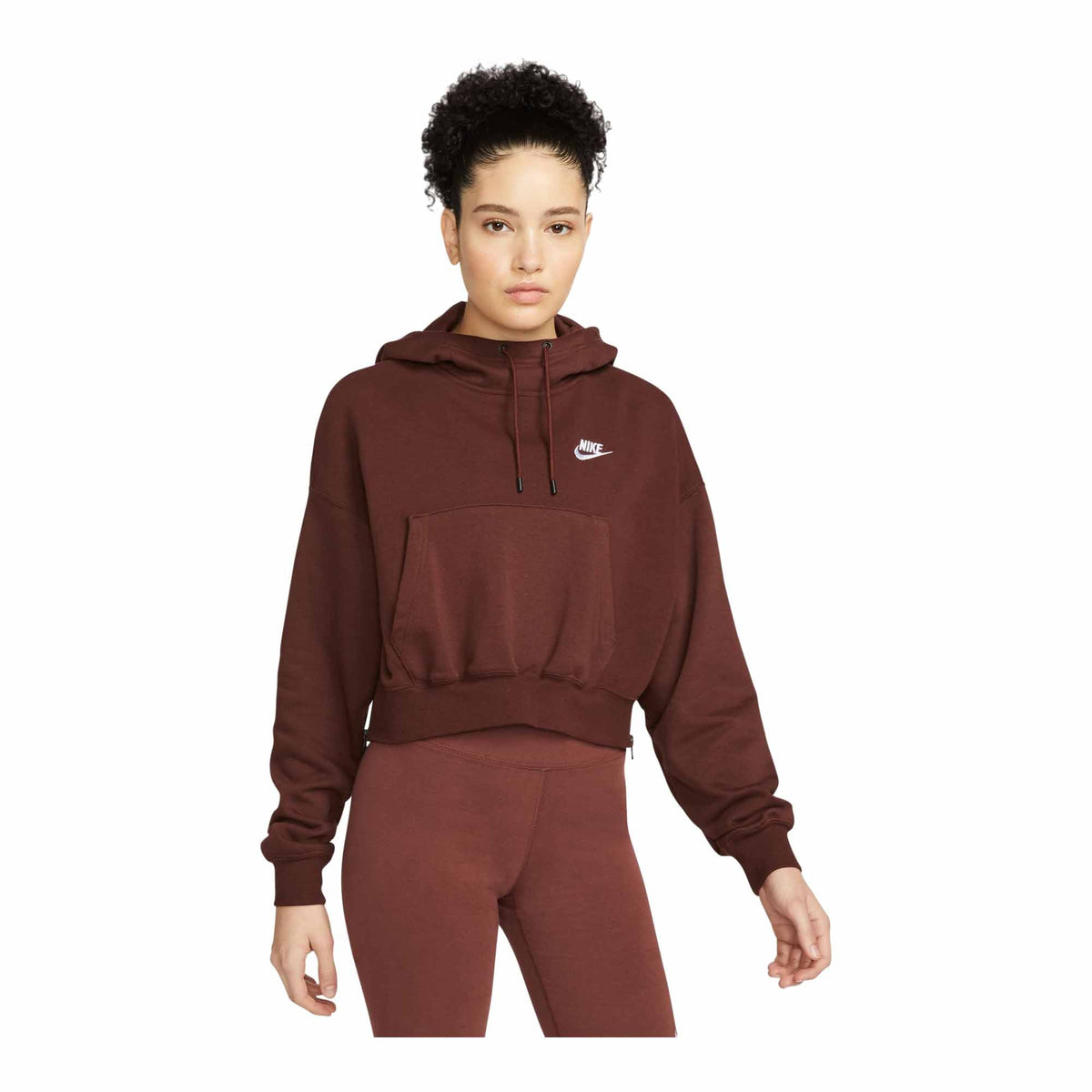 Nike Sportswear Essentials -