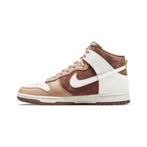 Nike Dunk High Retro Premium