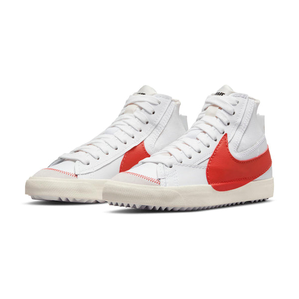 １０００枚限定！atmos ナイキ「 BLAZER MID 77」額付 ポスター 1000枚限定！atmos ナイキ「 BLAZER MID 77」額付 ポスター