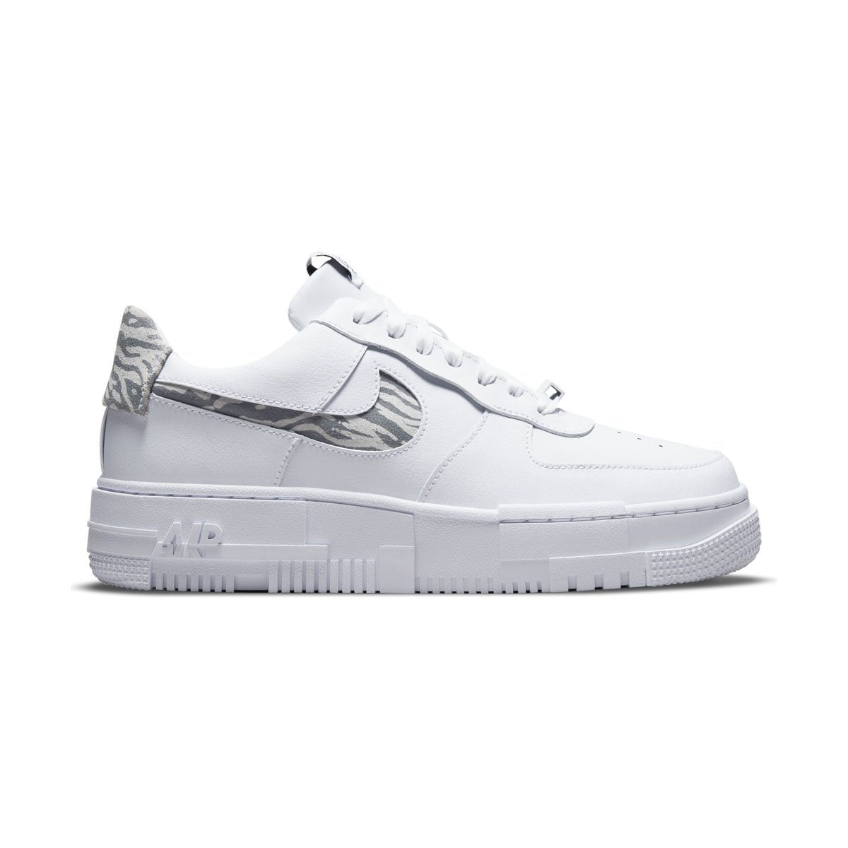 Nike Air Force 1 Pixel SE -