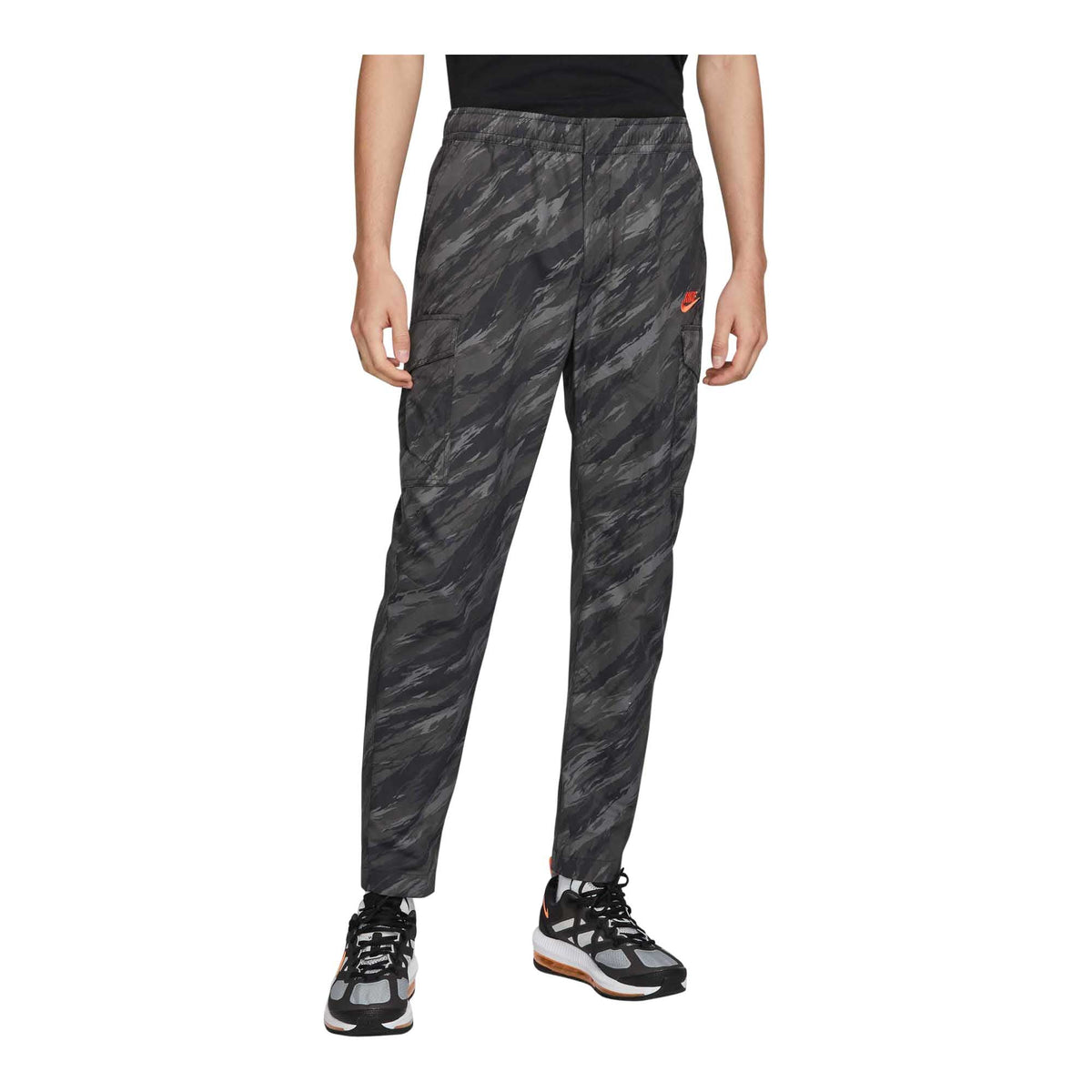 Nike Sportswear Men's Woven Unlined Utility Pants -
