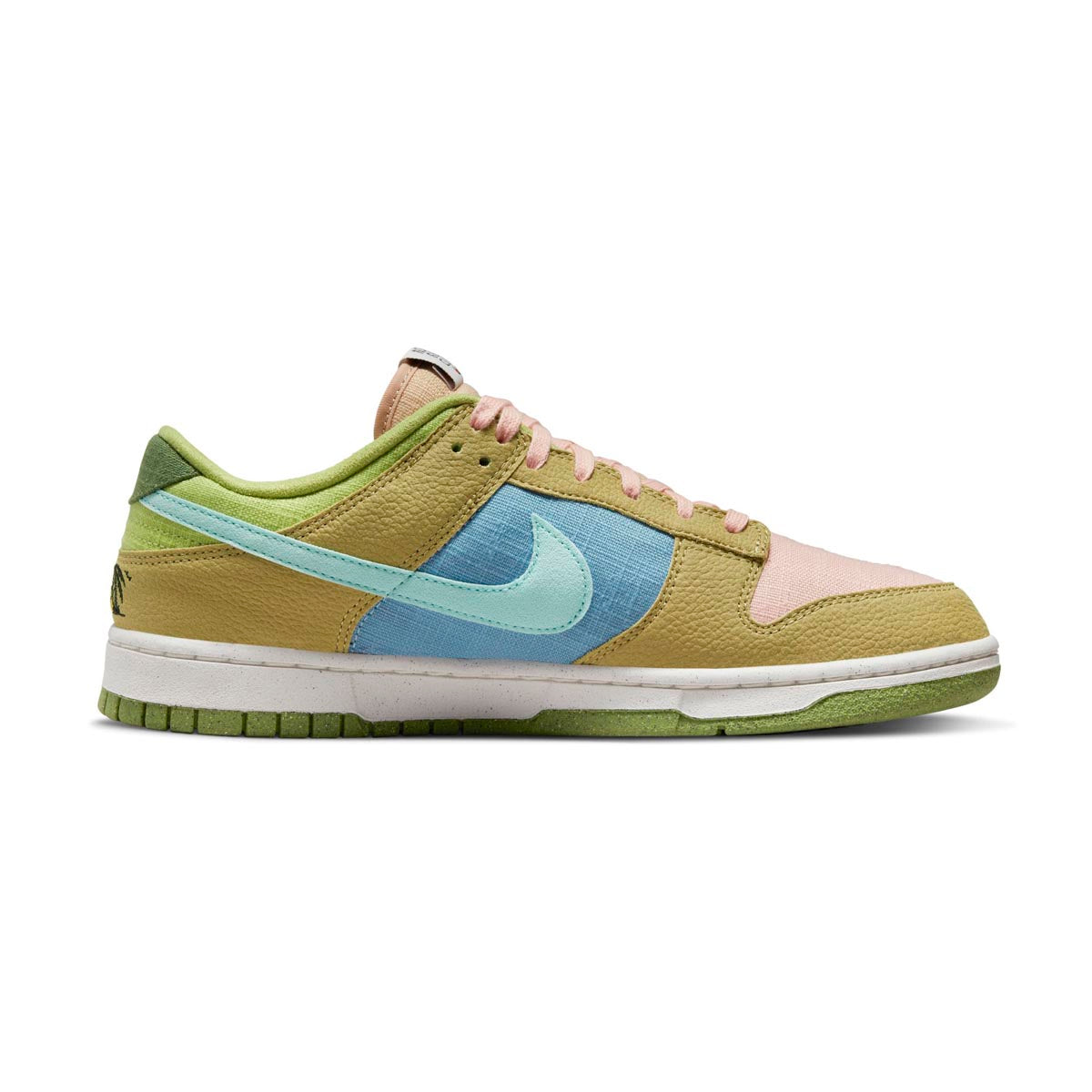 Nike Dunk Low Retro SE Next Nature Men's Shoes -