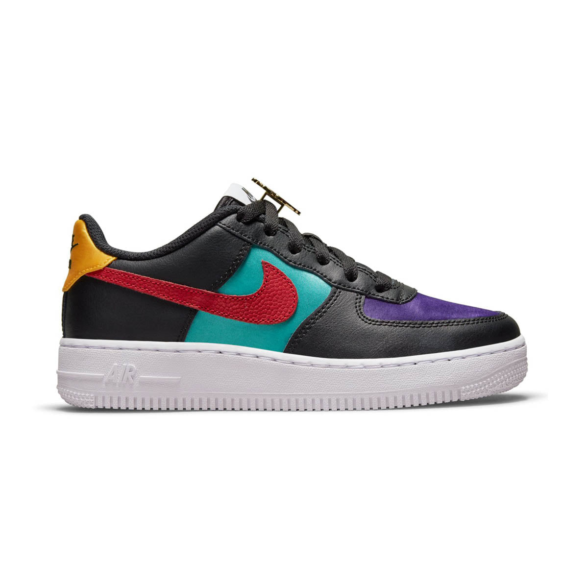 Nike Air Force 1 LV8 EMB -