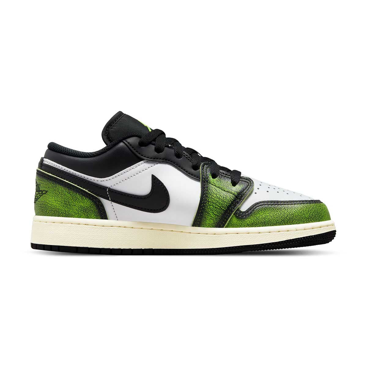 Air Jordan 1 Low SE Big Kids' Shoes -
