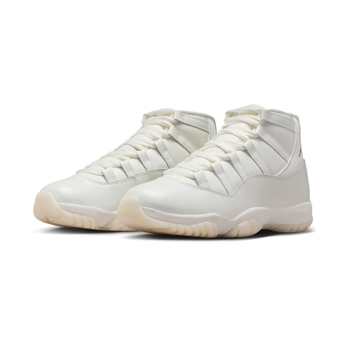 n*0様 27 Nike Women's Air Jordan 11 \