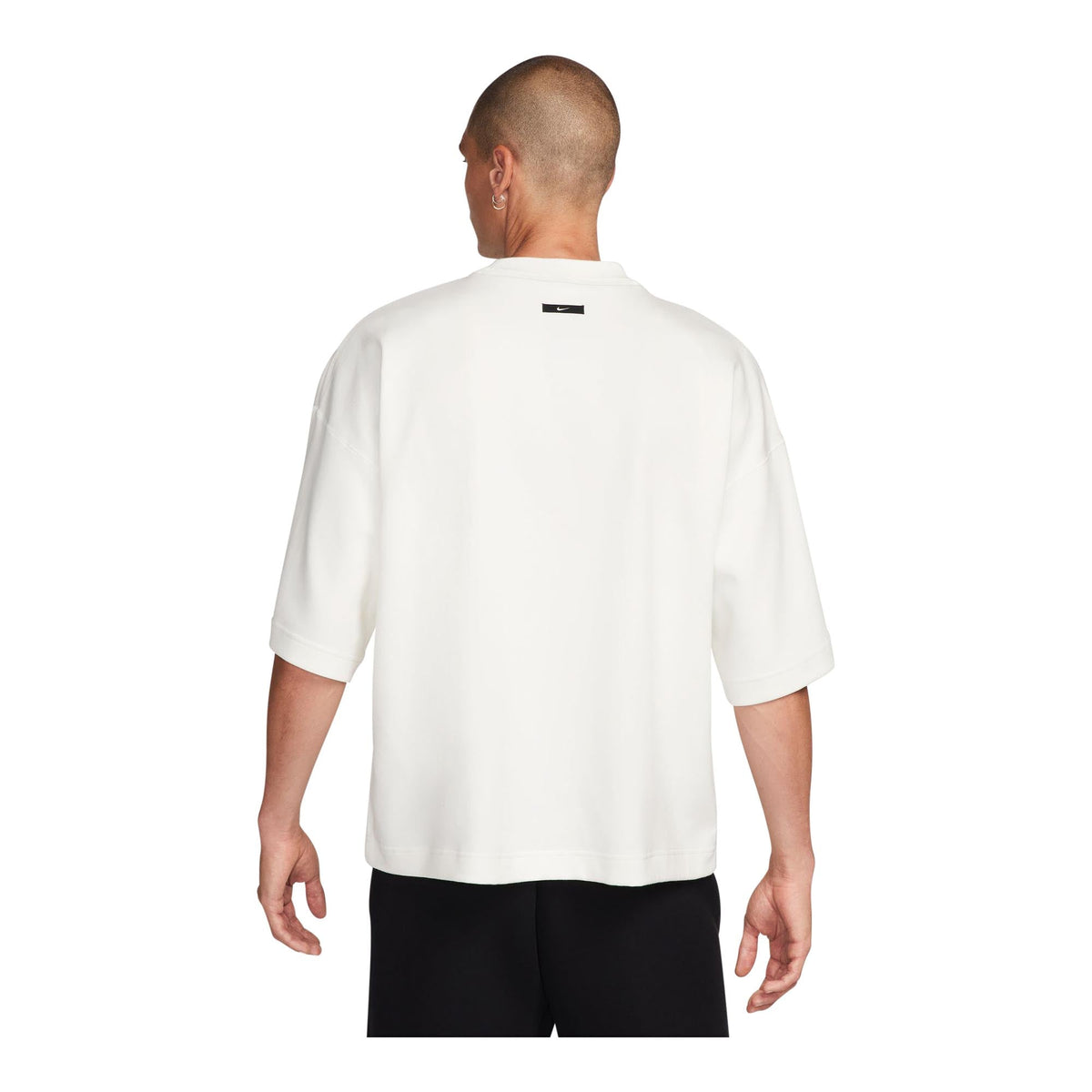 Nike Sportswear Tech Fleece Reimagined Men&#39;s Oversized Short-Sleeve Sweatshirt