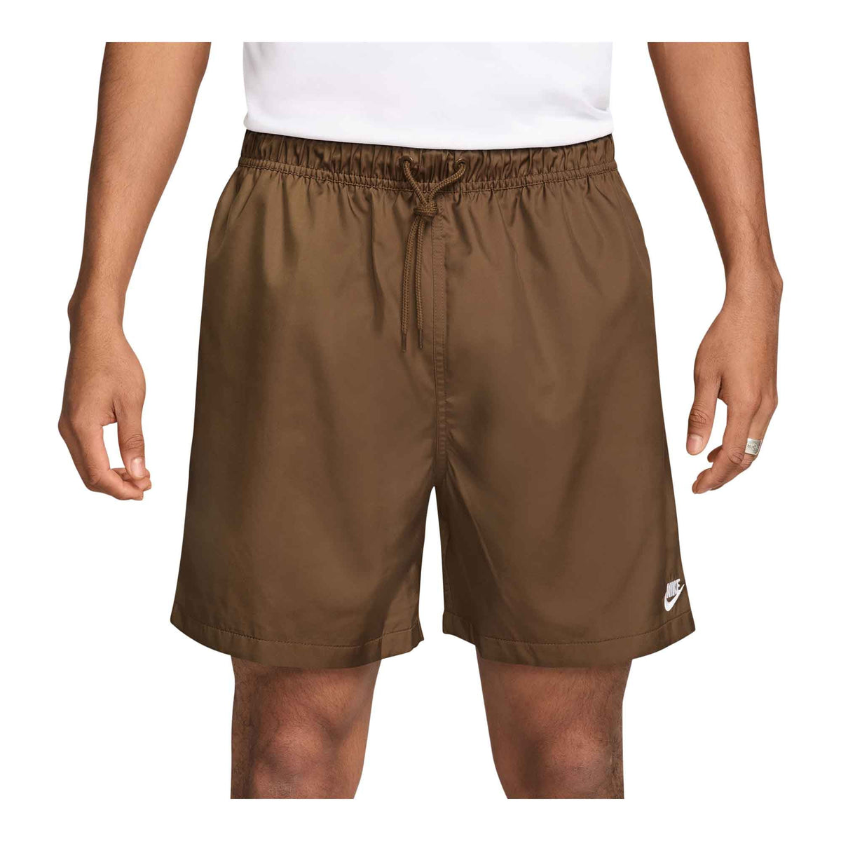 Nike Club Men&#39;s Woven Flow Shorts