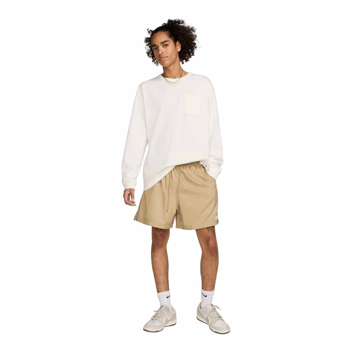 Nike Club Men&#39;s Woven Flow Shorts