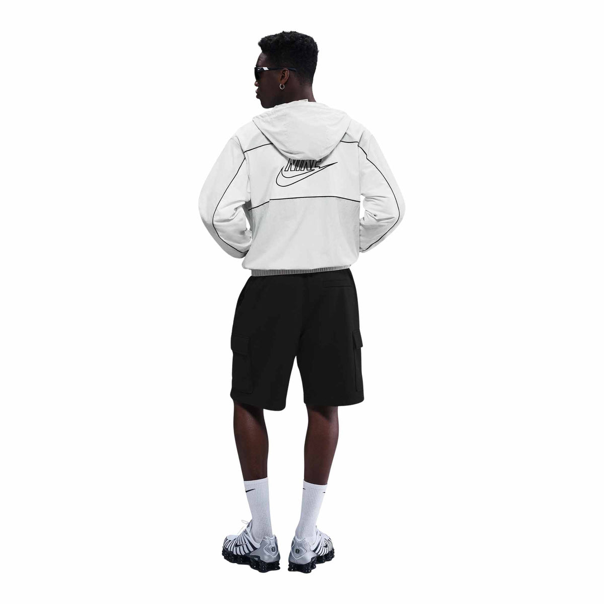 Nike Club Men&#39;s Fleece Cargo Shorts