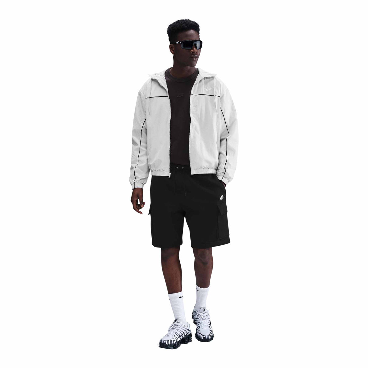 Nike Club Men&#39;s Fleece Cargo Shorts