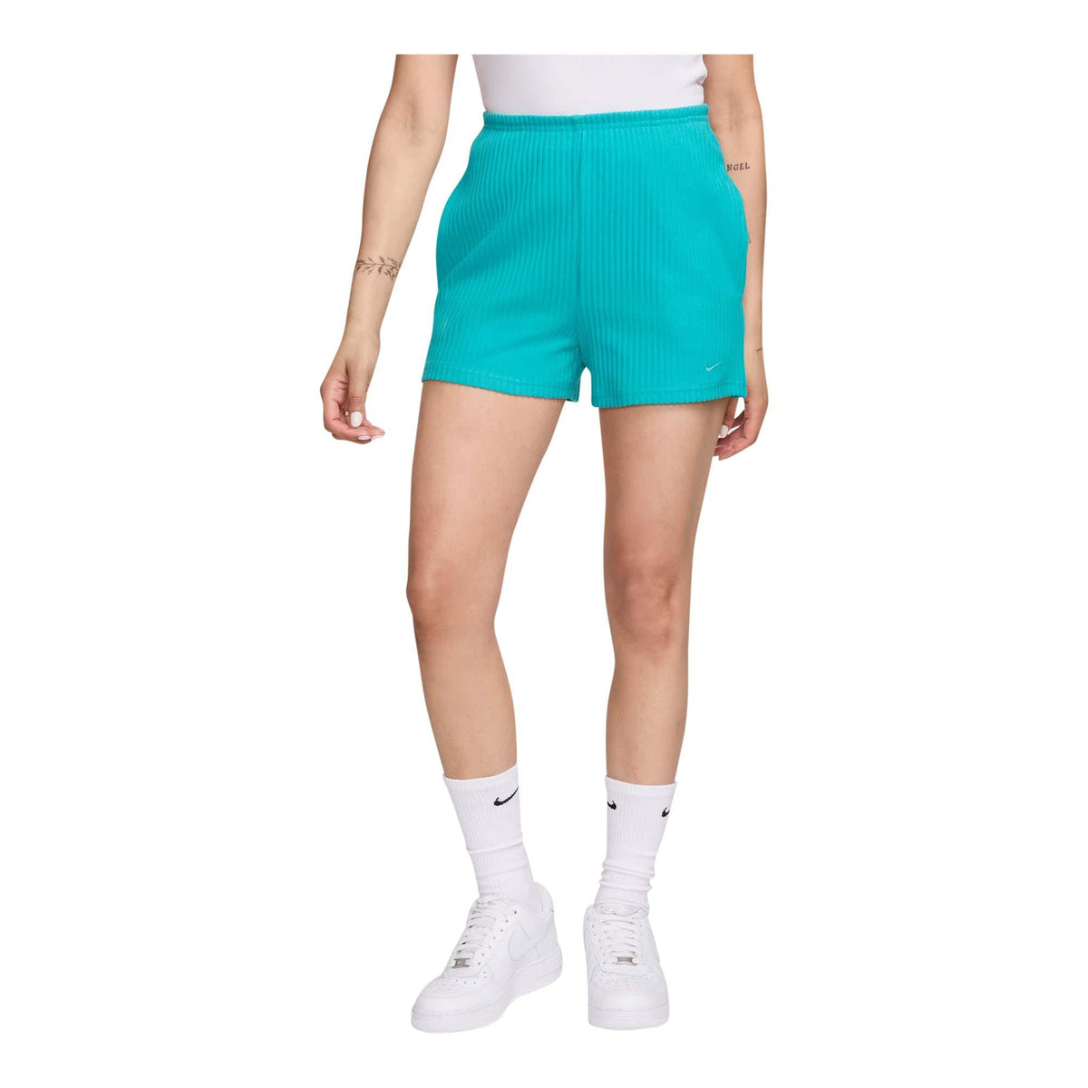 Nike Sportswear Chill Knit Women&#39;s High-Waisted Slim 3 Ribbed Shorts