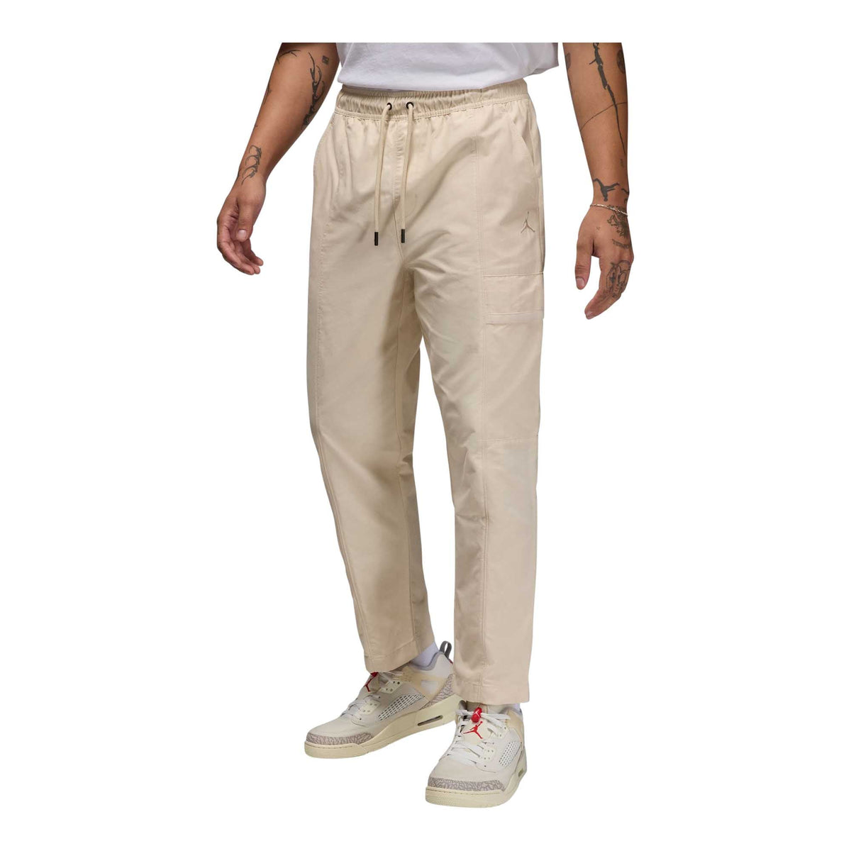Jordan Essentials Men&#39;s Woven Pants