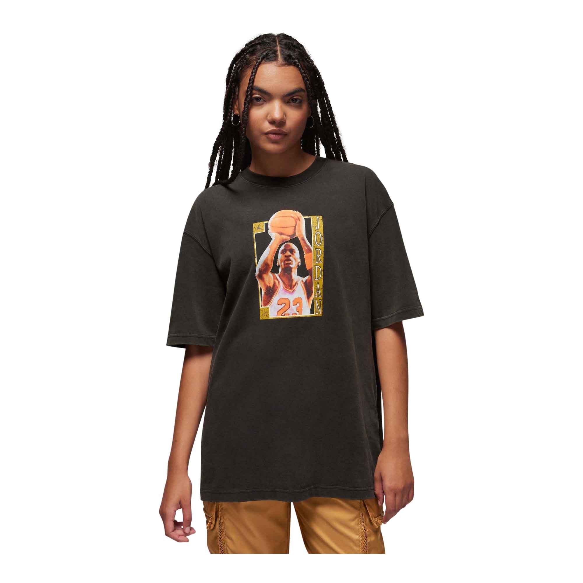 Jordan Women's Oversized Graphic T-Shirt - T-Shirts