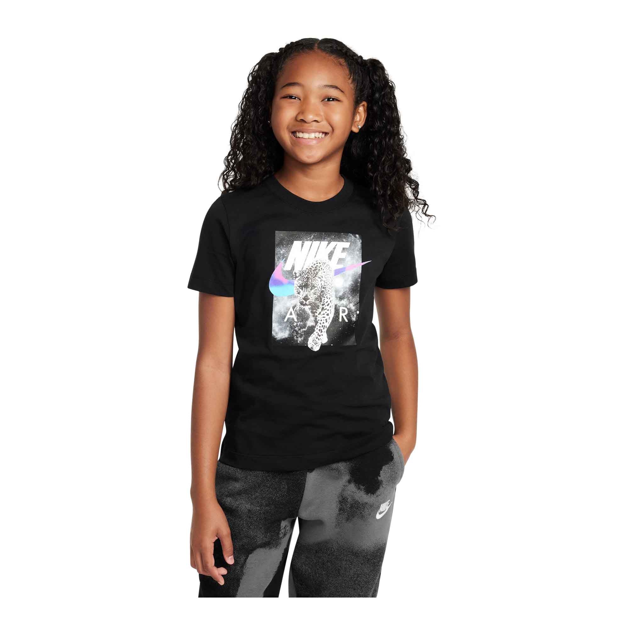 Nike Sportswear Big Kids' T-Shirt - KIDS CLOTHING