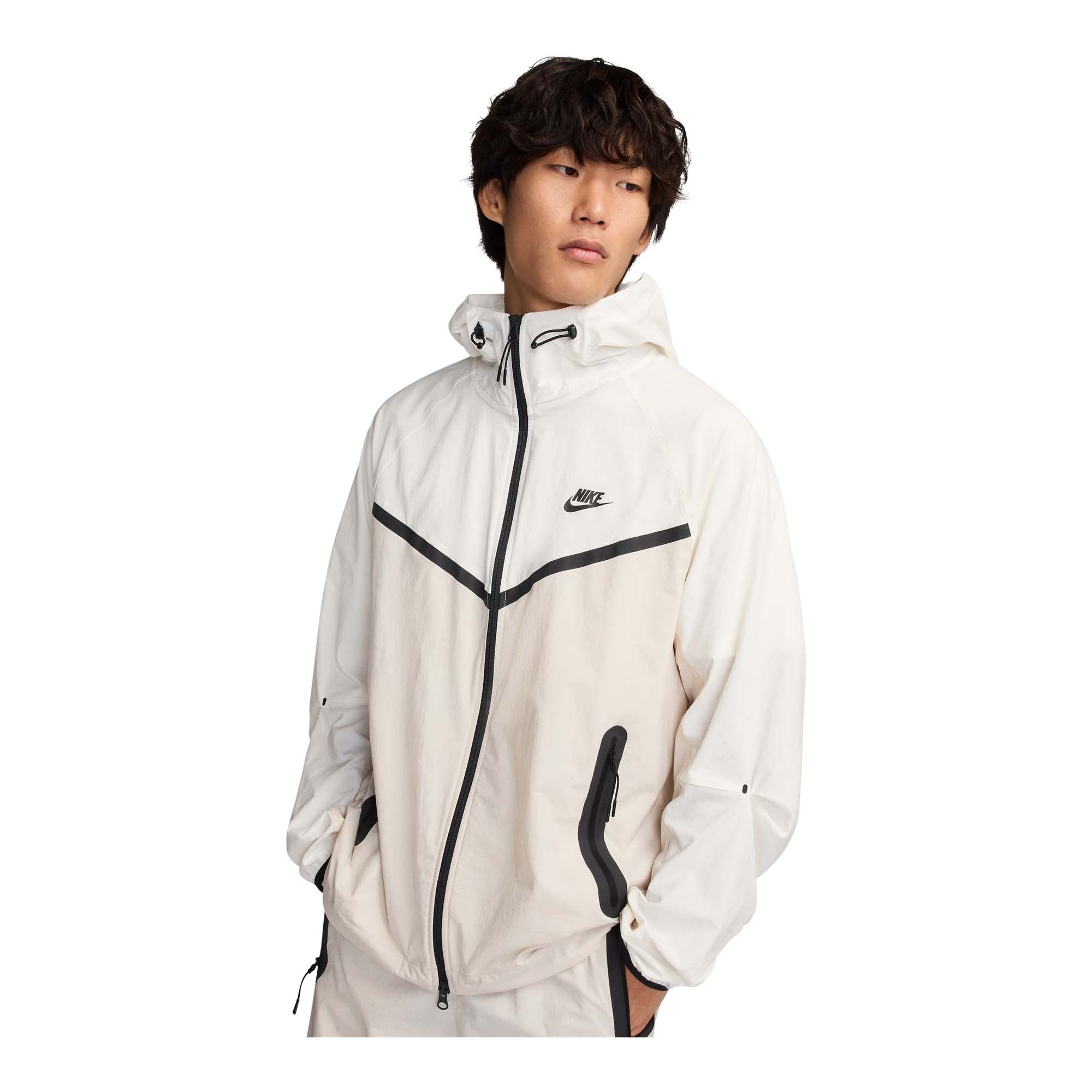 Nike Tech Men's Woven Jacket - 