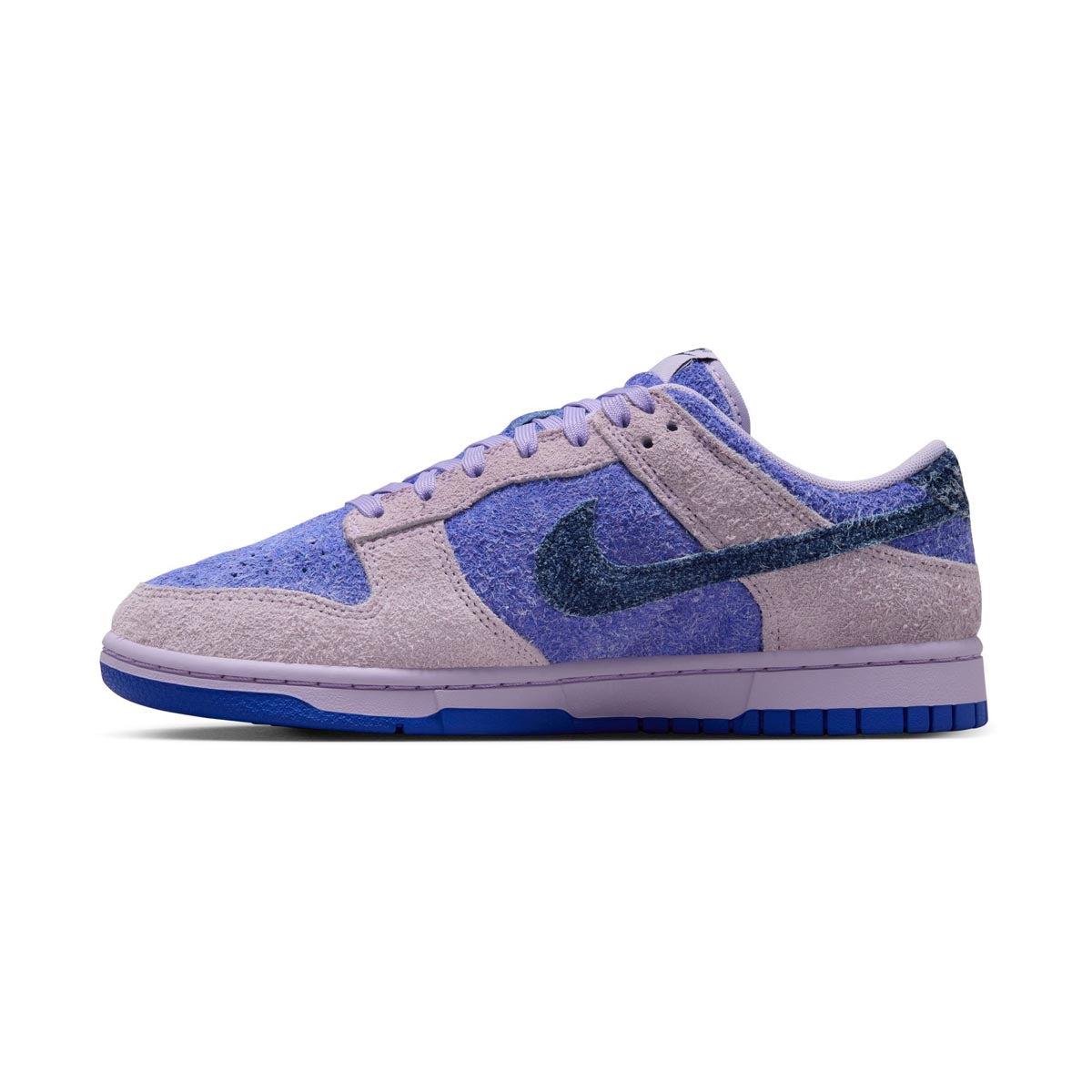 Nike Dunk Low SE &#39;Hydrangeas&#39; Women&#39;s Shoes