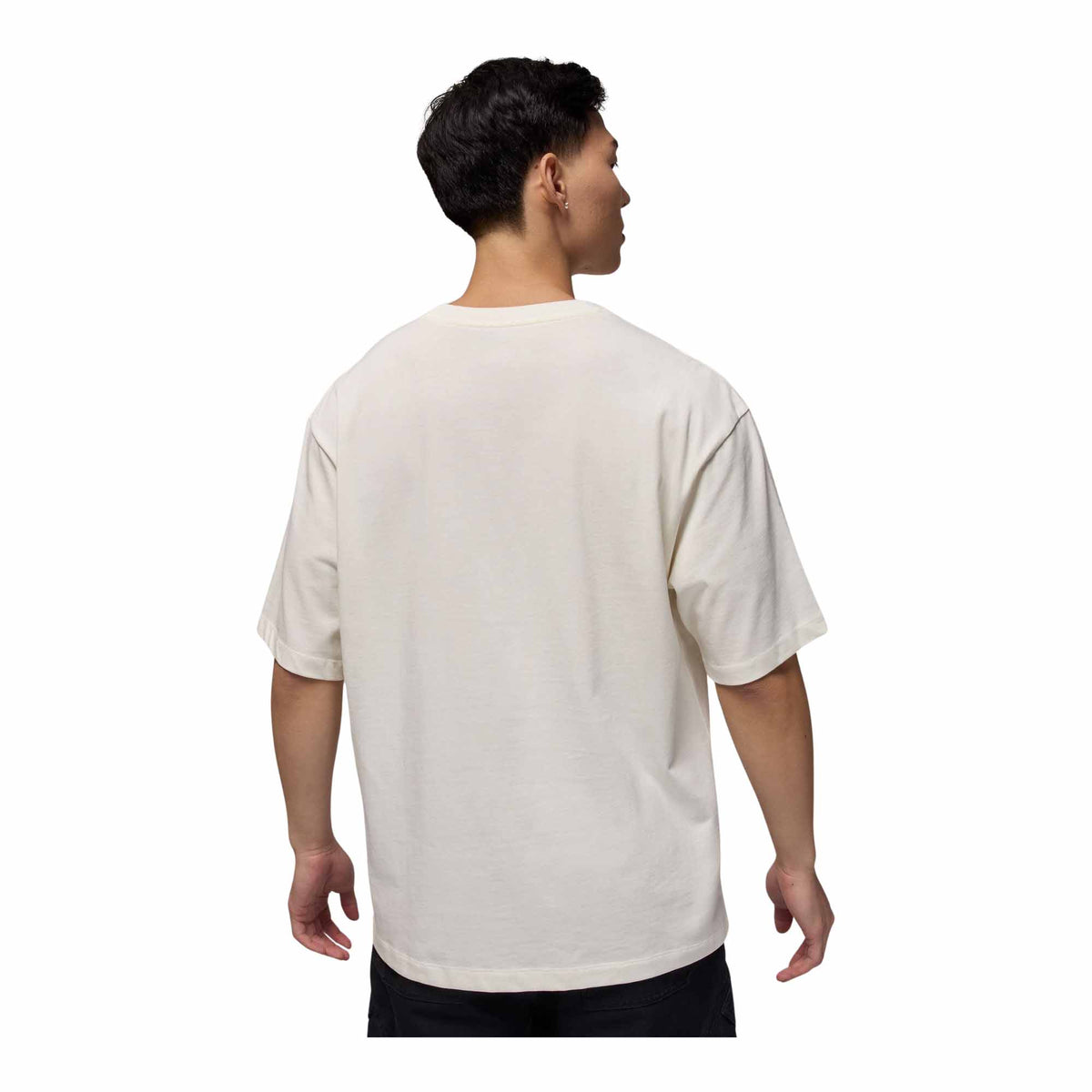 Jordan Flight Essentials Men&#39;s Oversized T-Shirt