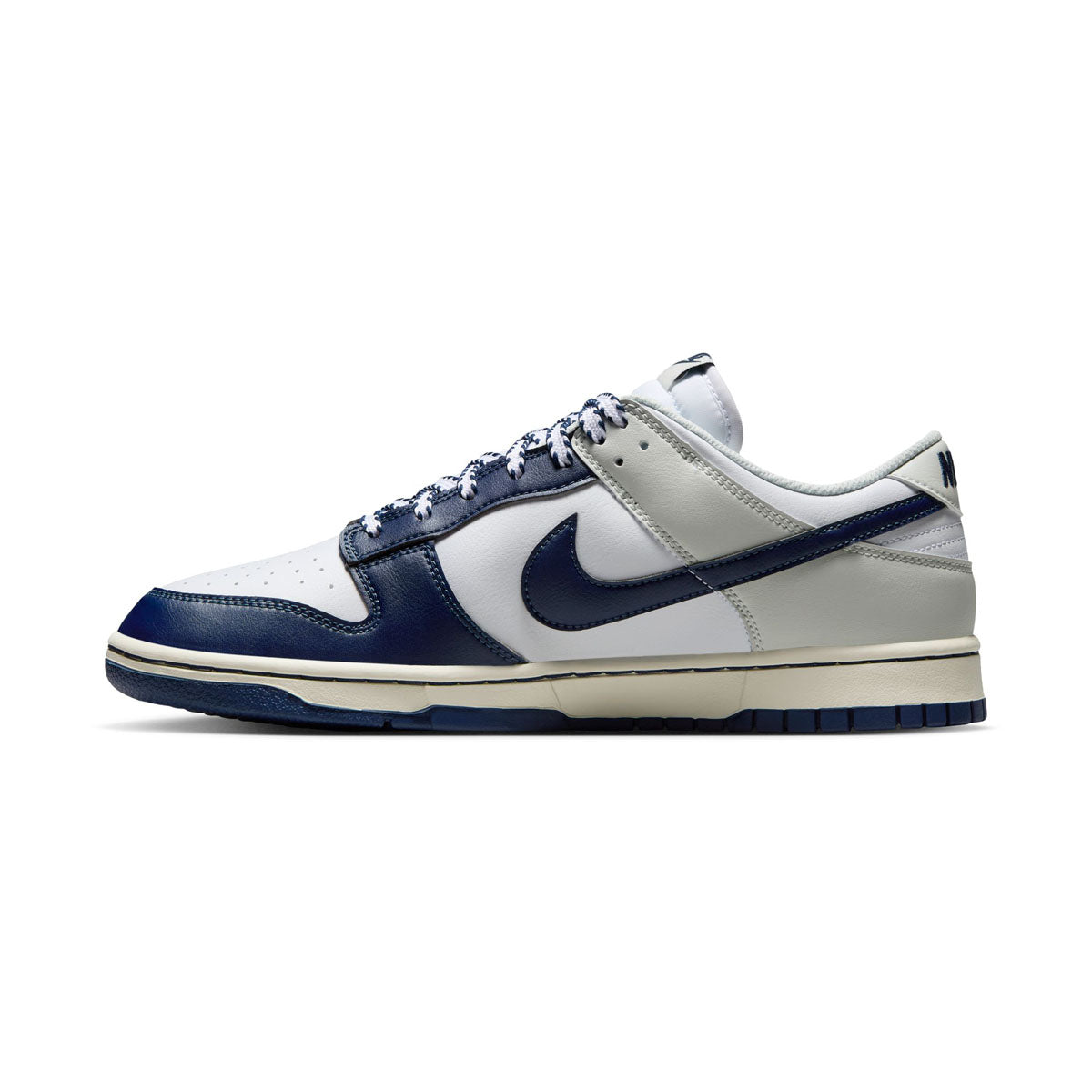 Nike Dunk Low Retro &#39;New York Yankees&#39; Men&#39;s Shoes