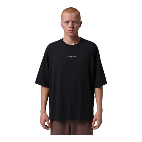 Jordan Flight Essentials Men's Oversized Patch T-Shirt