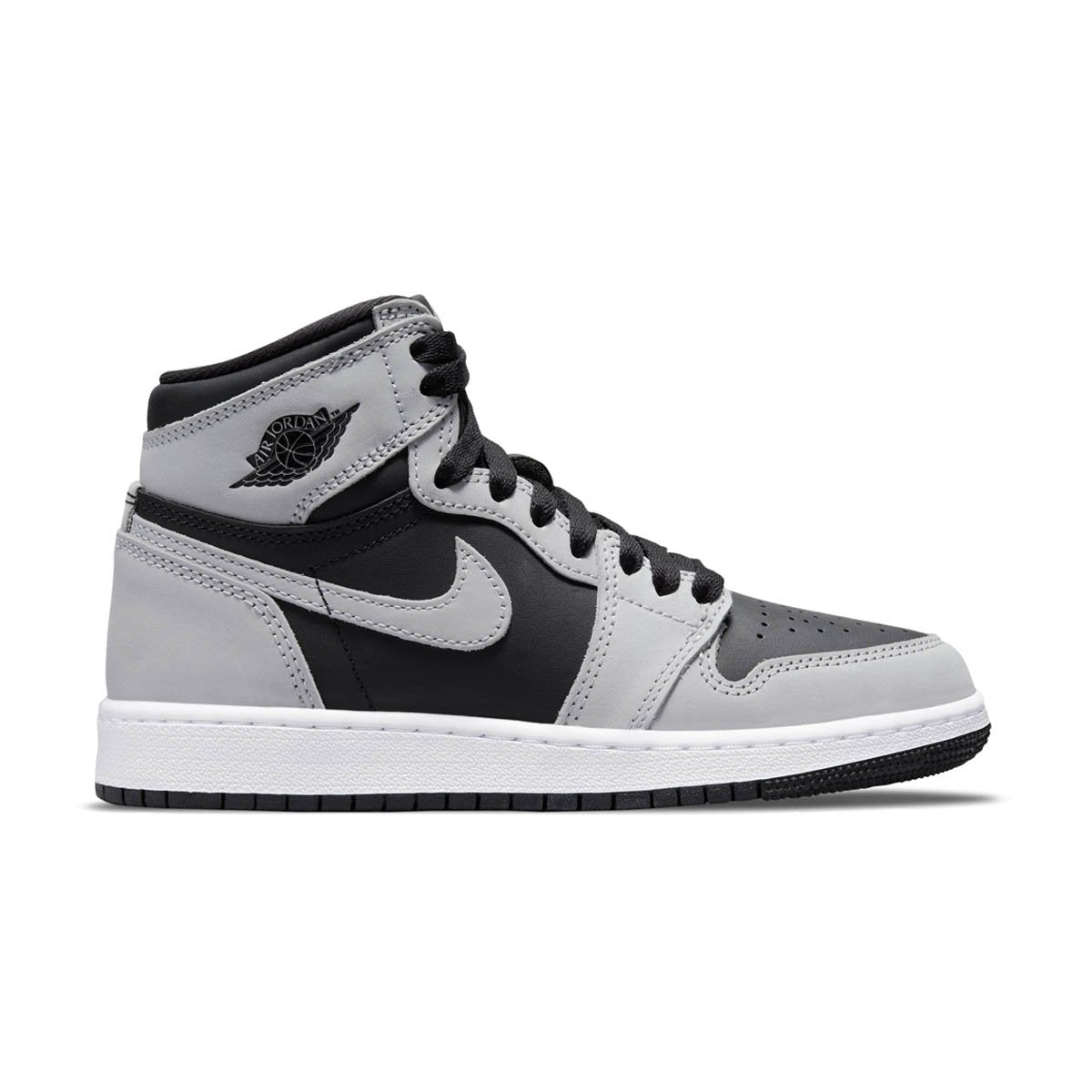 Air Jordan 1 Retro High OG Boys' Shoe - 