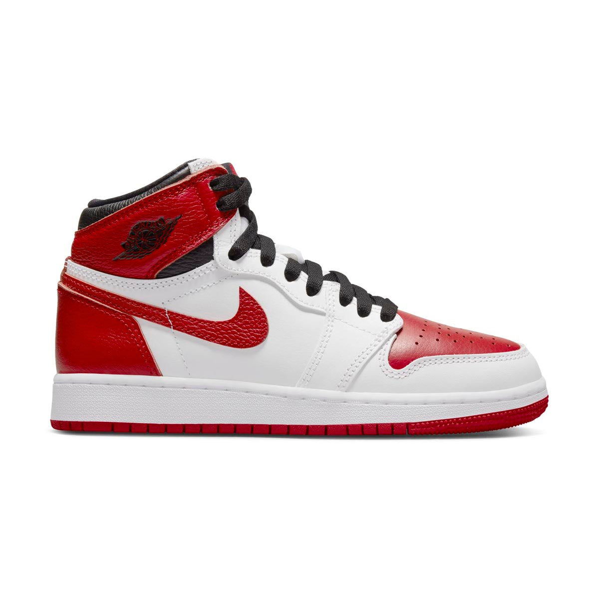 Shop Air Jordan 1 Retro High OG Boys Shoe Millennium Shoes