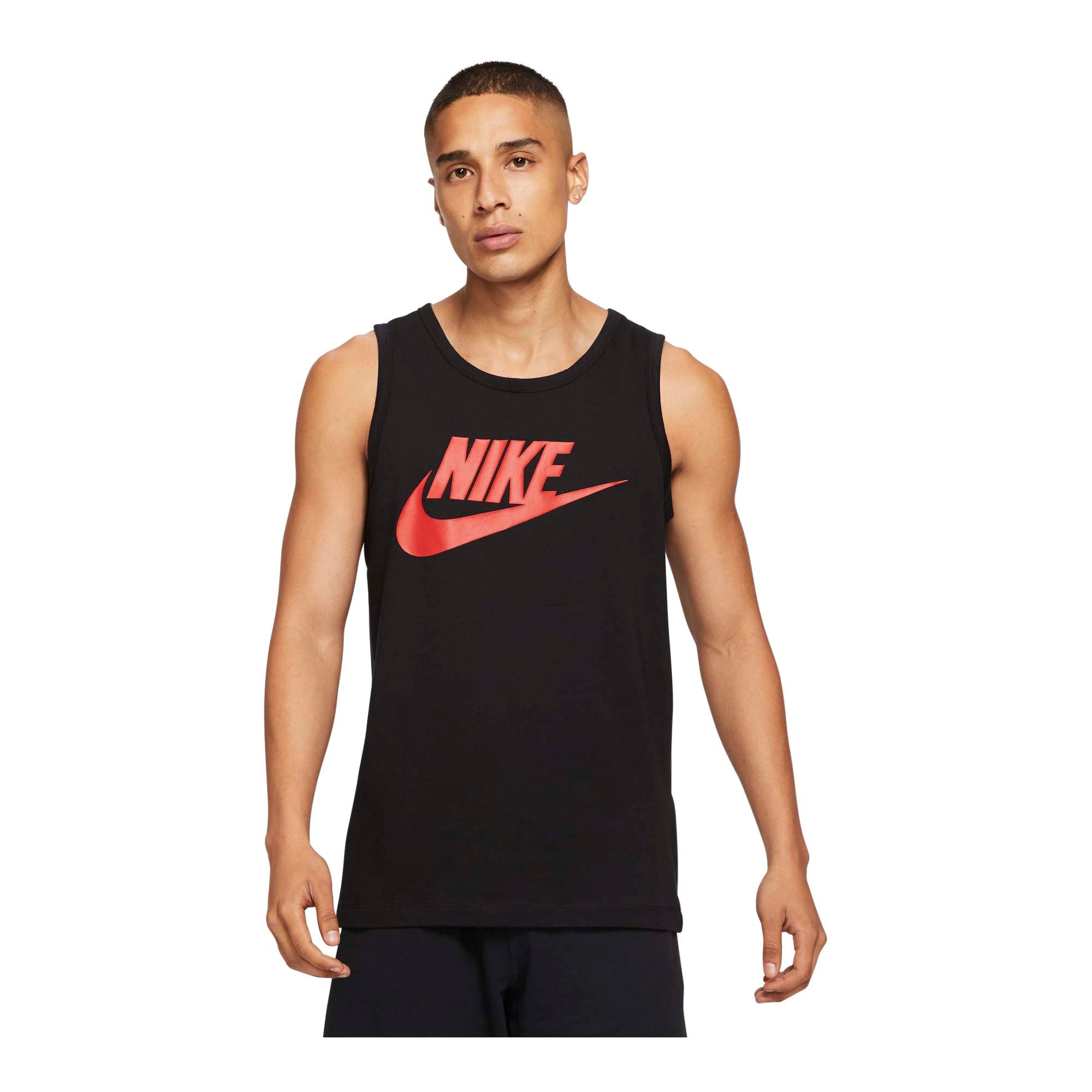 Nike Sportswear - 