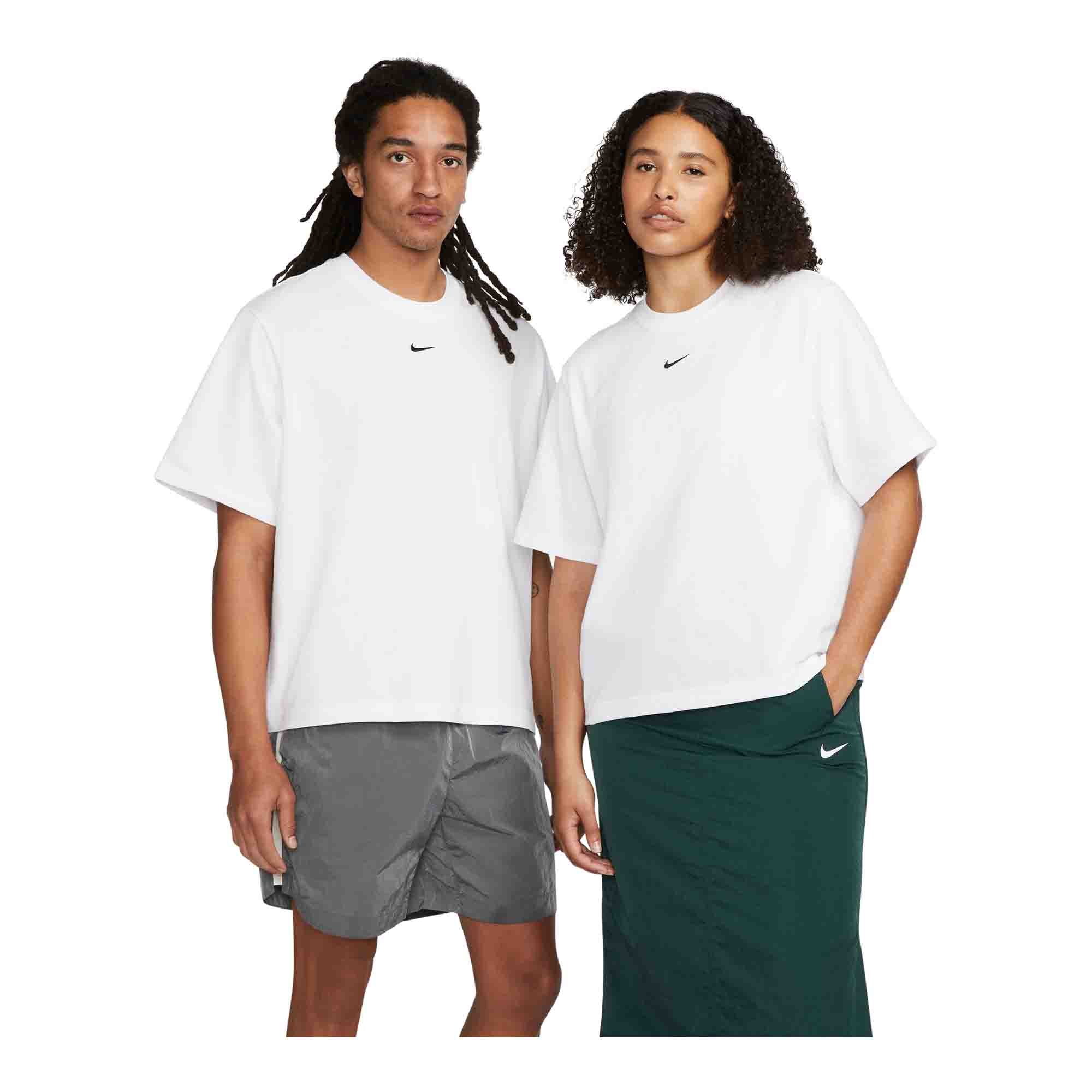 Nike Sportswear Essentials Women's Boxy T-Shirt - NIKE