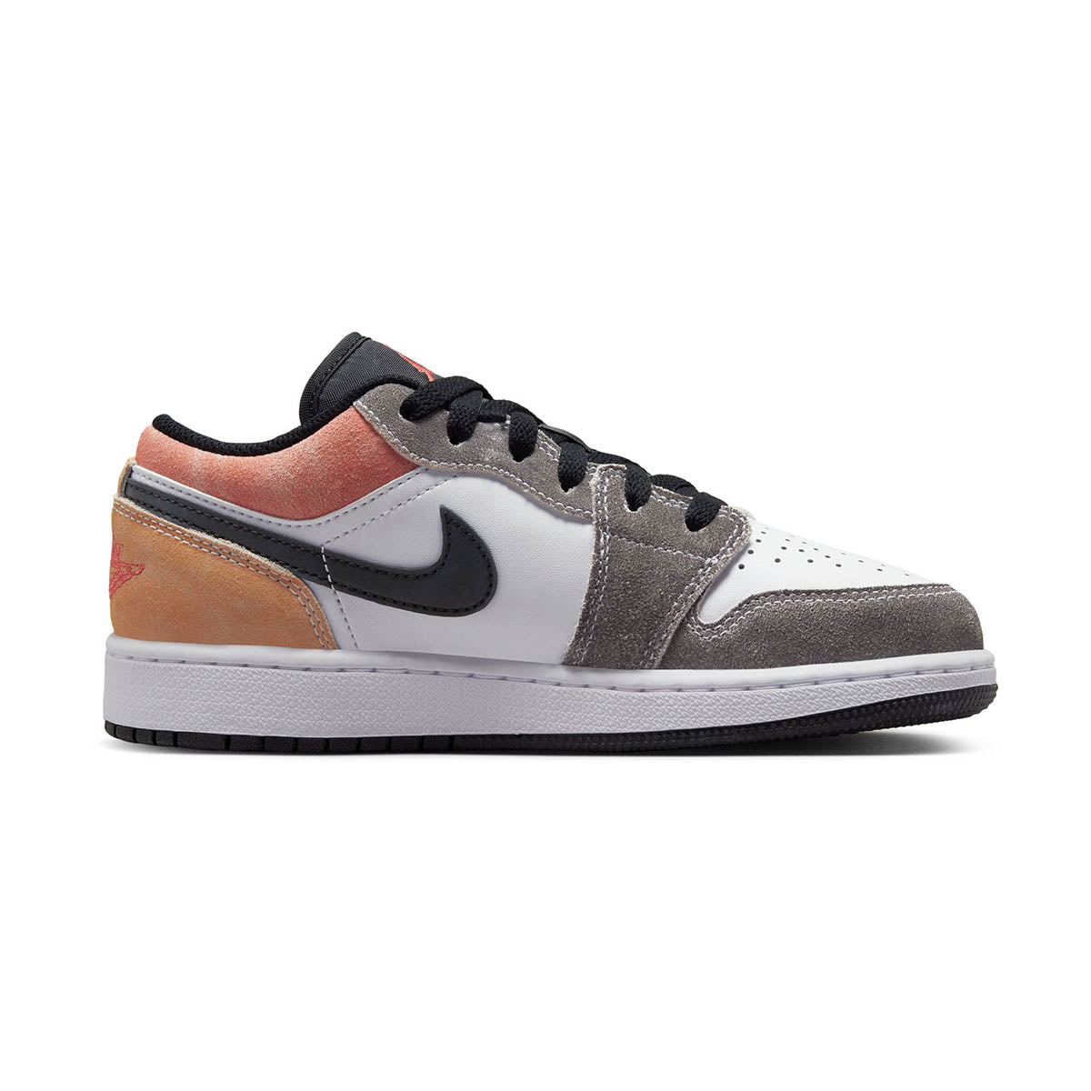 Air Jordan 1 Low SE 	Big Kids' Shoes - 