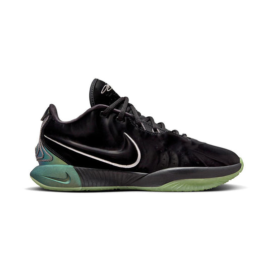 LeBron XXI Basketball Shoes
