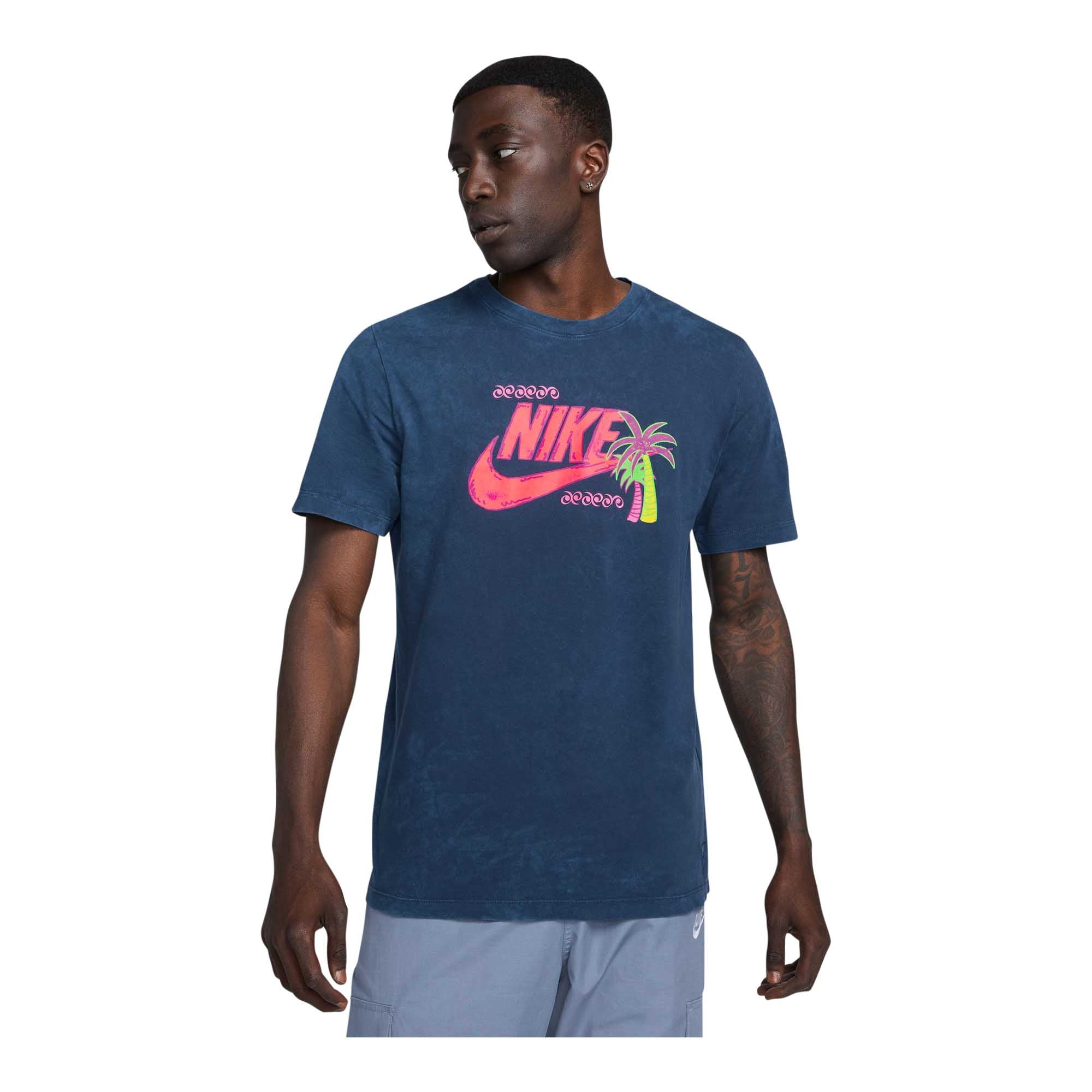 Nike Sportswear Men's T-Shirt - 