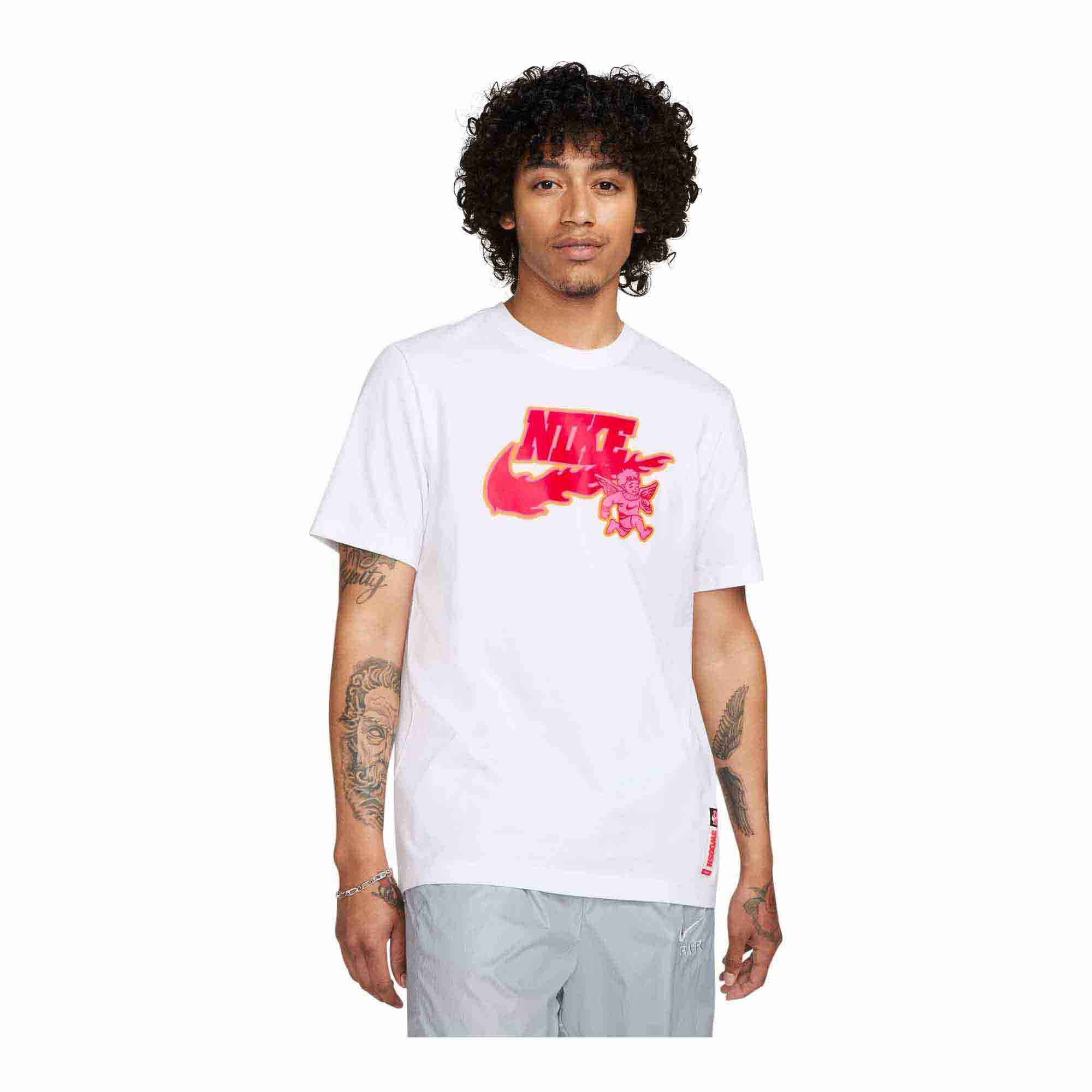 Nike Sportswear Men's T-Shirt - Men's Streetwear Outfits and hoodies