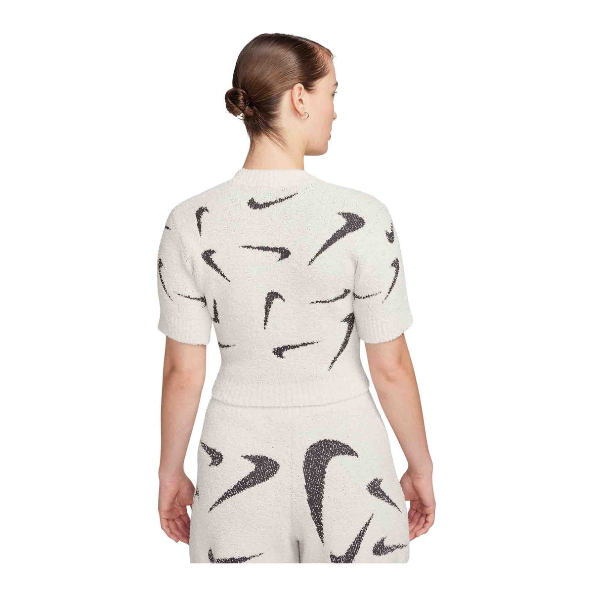 Nike Sportswear Phoenix Cozy Bouclé Women&#39;s Slim Short-Sleeve Cropped Knit Top