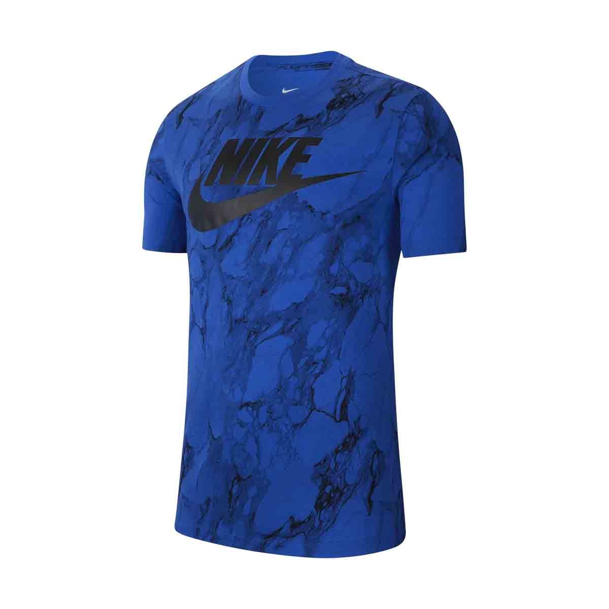 Nike Swoosh - T-Shirts