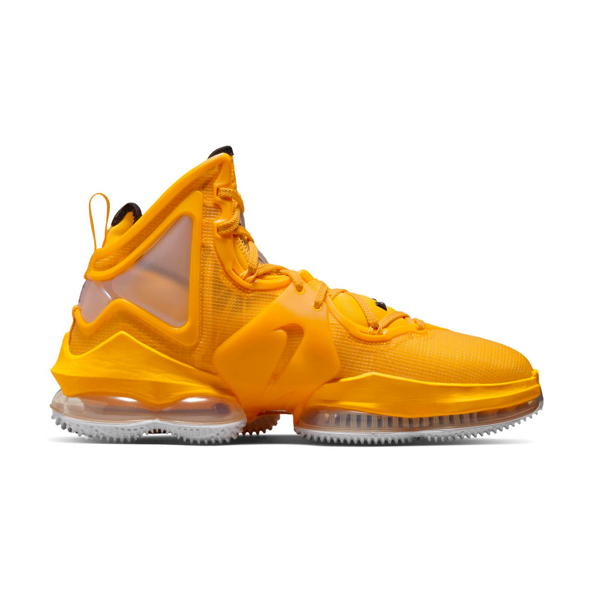 LeBron 19 Basketball Shoes