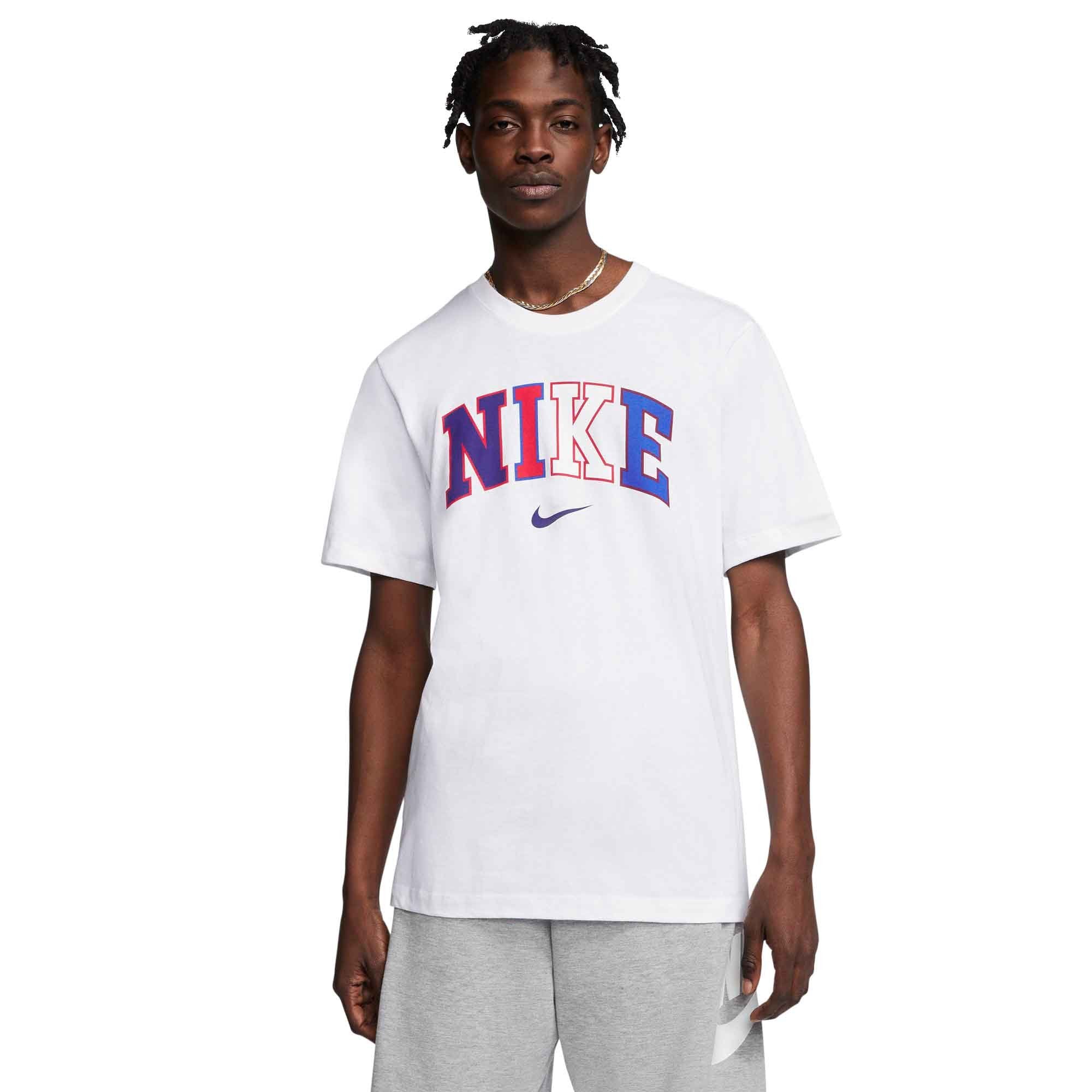 Nike Sportswear - T-Shirts