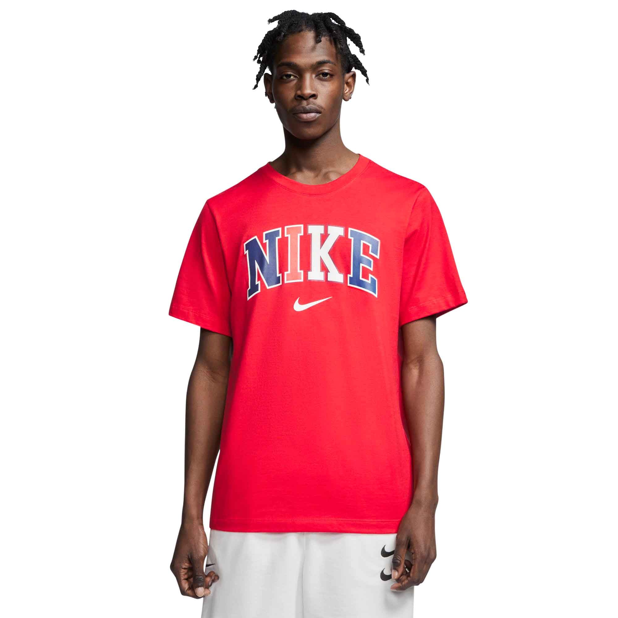 Nike Sportswear - T-Shirts