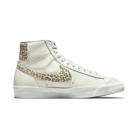 Nike Blazer Mid '77 SE Women's Shoes