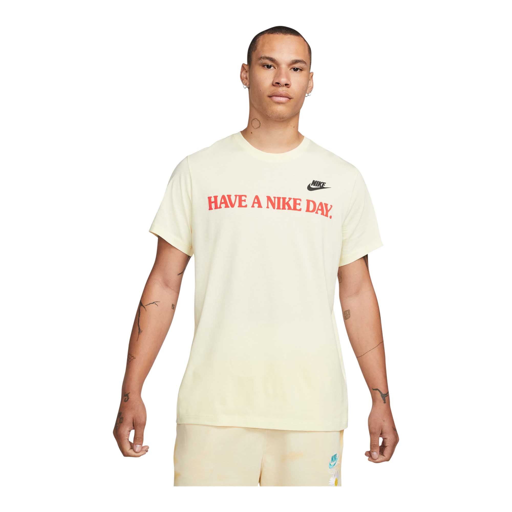 Nike Sportswear Men's T-Shirt - T-Shirts